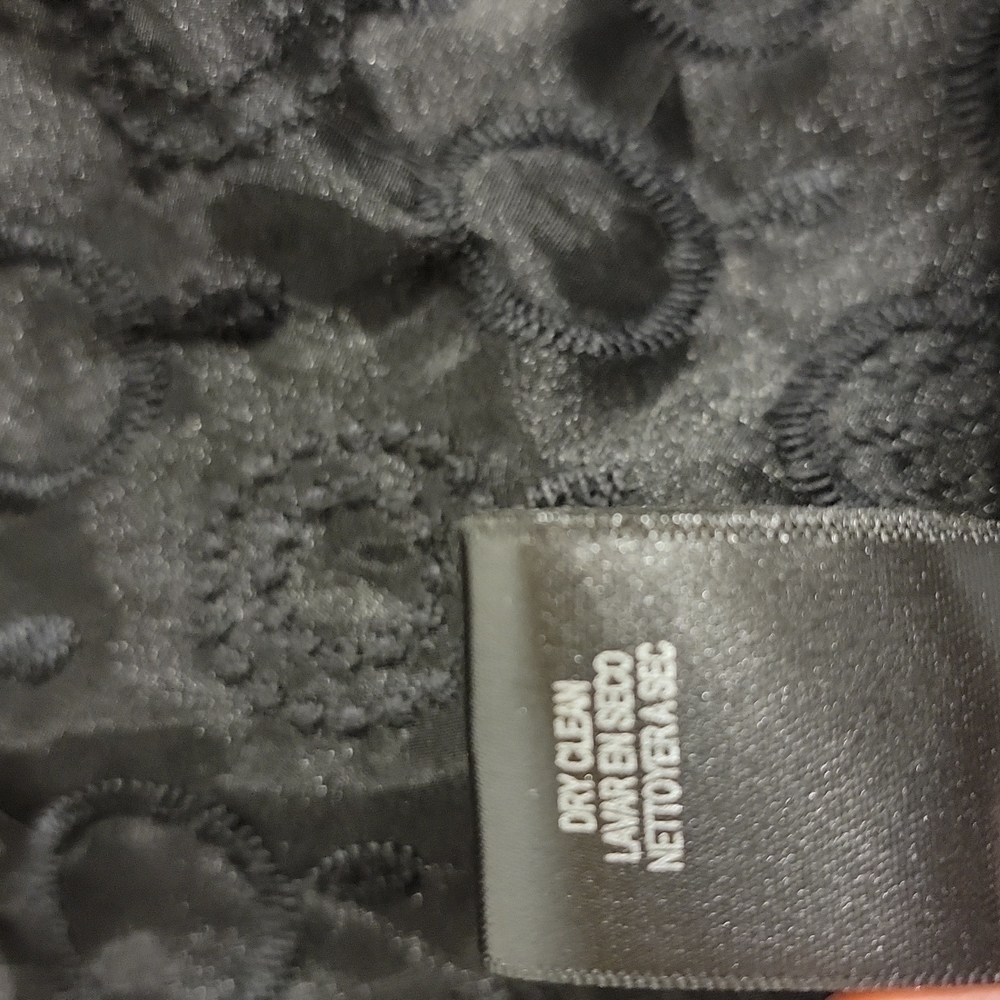 tahari Arthur S Levine polyester mesh open black blazer with circle design - Picture 7 of 13